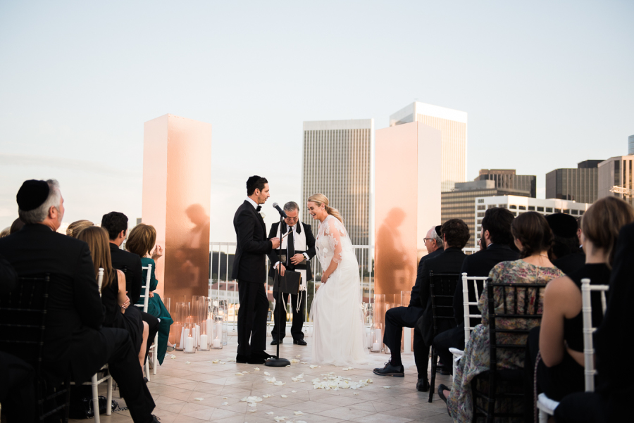 Style Me Pretty Emilie Sam 9 - Black + White Glamorous Beverly Hills Wedding