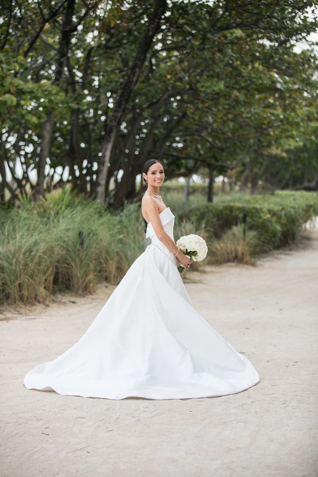 Y62OeCsQ - Sara Wight Photography: Capturing Timeless Moments of Love and Light