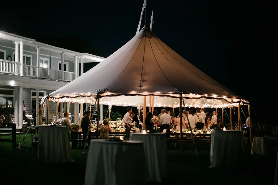 Seaside Wedding With "American Summer" Vibes 586a9d743bdd0900x - Seaside Wedding With "American Summer" Vibes