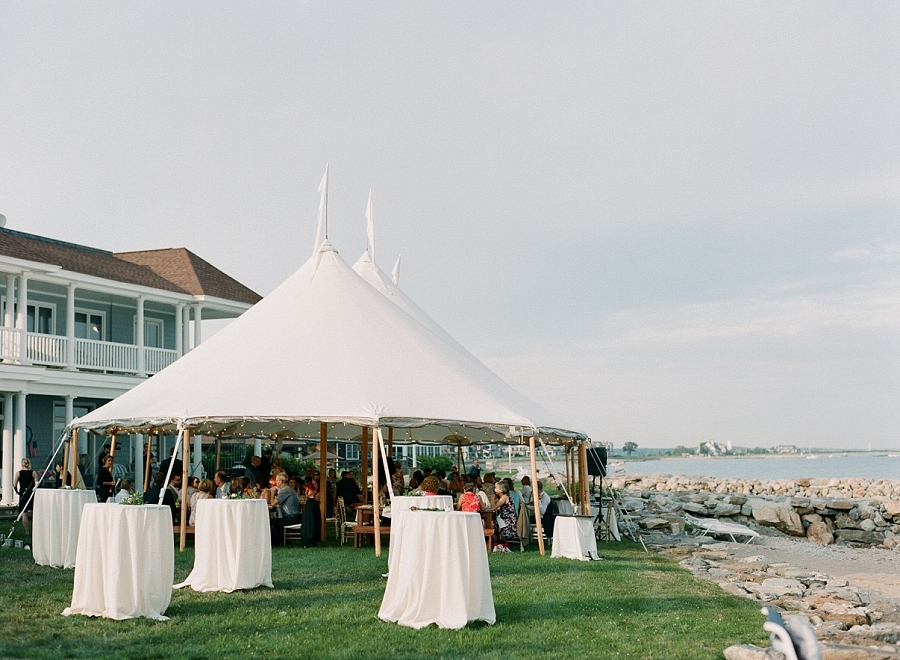 Seaside Wedding With "American Summer" Vibes 586a9d7587b9c900x - Seaside Wedding With "American Summer" Vibes