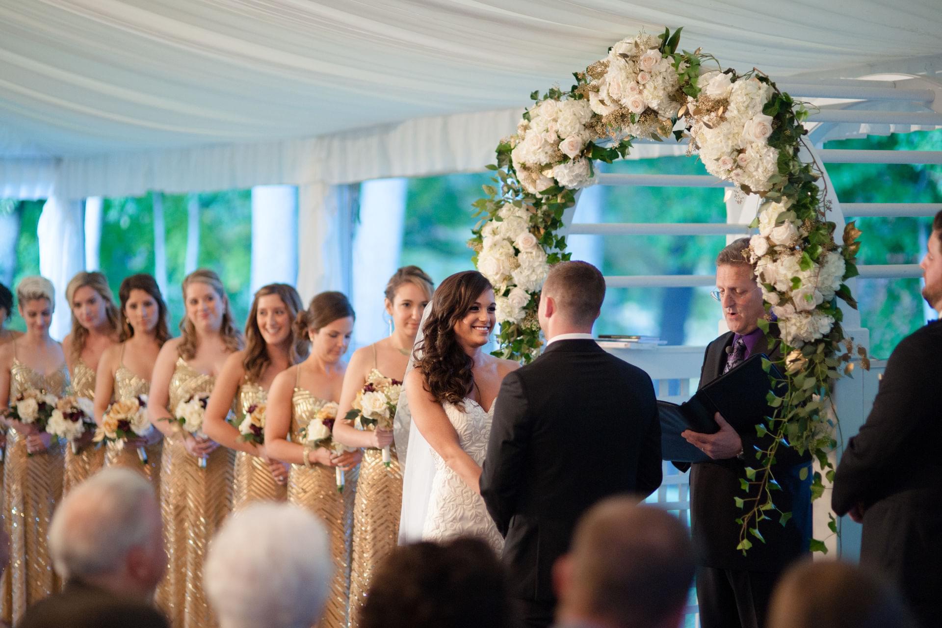 1089701 - The Riverview Wedding Video: A Gold Affair to Remember