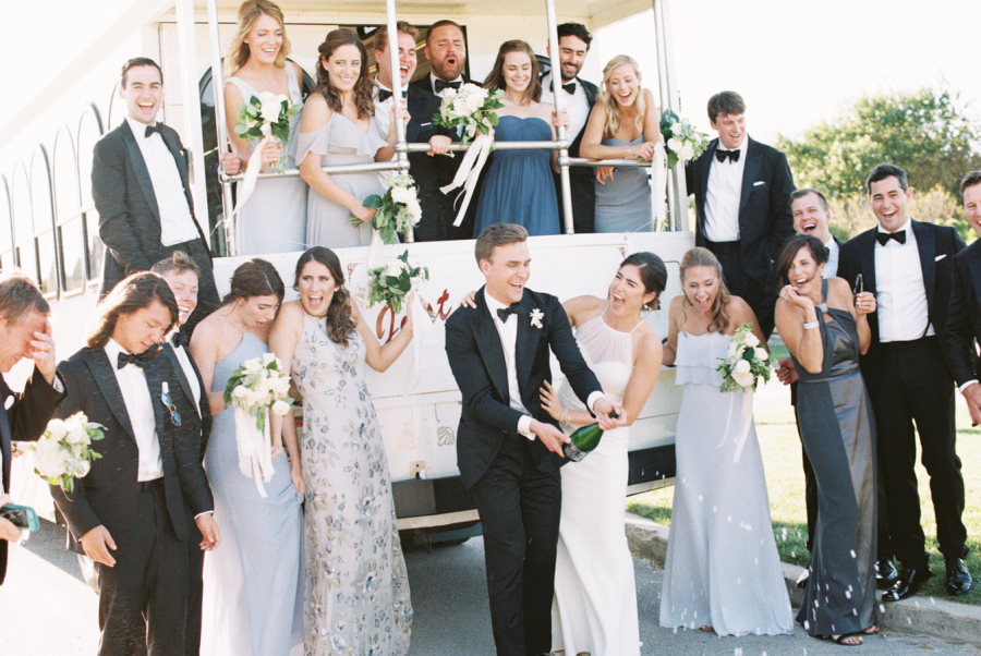 5a304ad6e8209900x - Relaxed + Elegant + Oh So Beautiful - This Beachside Wedding Is Pure Magic