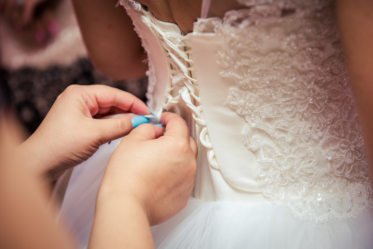 nst pictures bride getting dressed - 4 Tips for Stunning Personal Wedding Photos and Videos