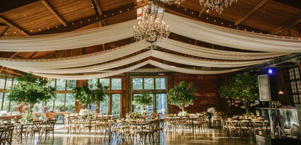 A Love for All Seasons at Cedar Lakes Estate: Where Winter Magic Meets Spring Beauty R 1 e1749355155168 - A Love for All Seasons at Cedar Lakes Estate: Where Winter Magic Meets Spring Beauty